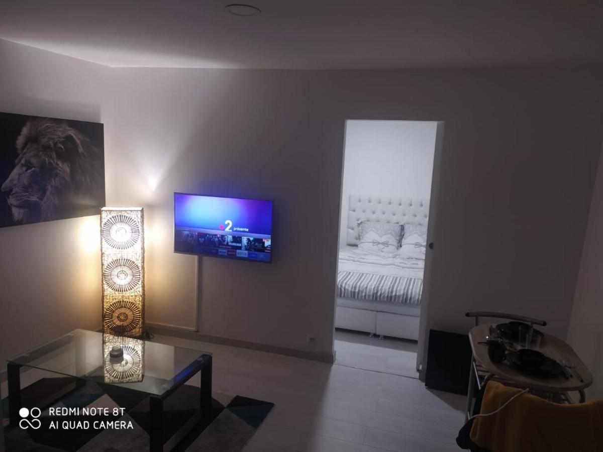 Charmant Appartement Design Blois Esterno foto